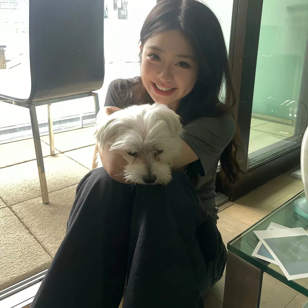 明星 艾莎·班克斯 